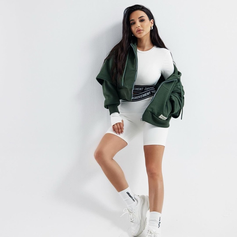  مايا العتر في إطلالة رياضية لافتة 