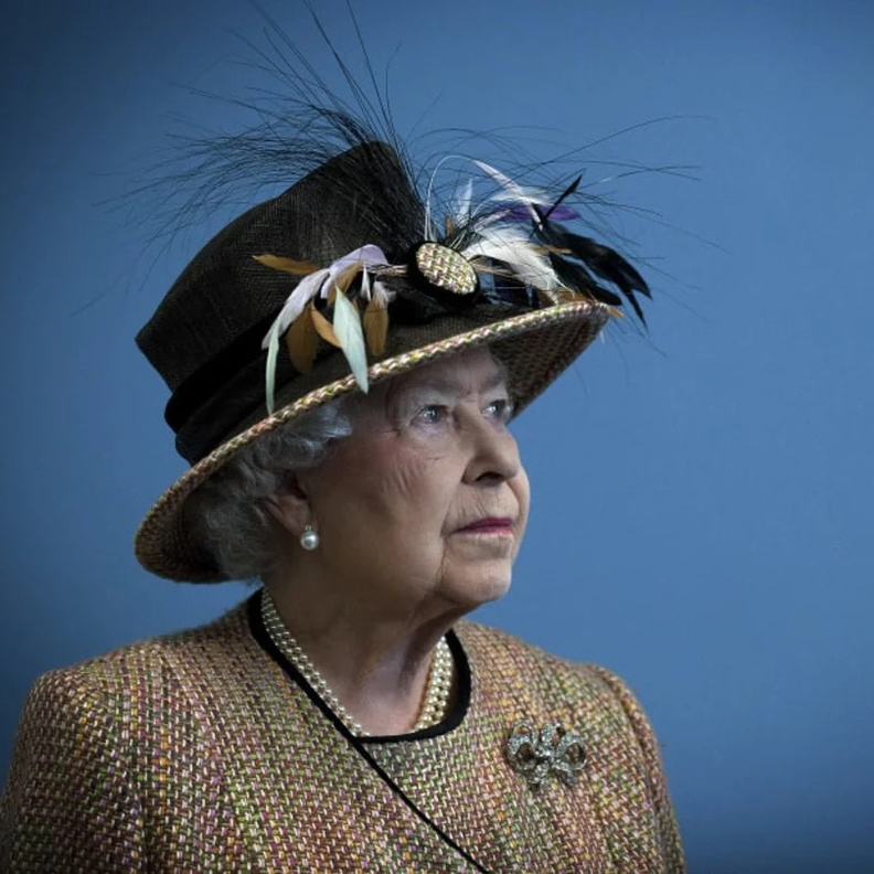 أشهر الهدايا التي تلقتها الملكة إليزابيث الثانية 