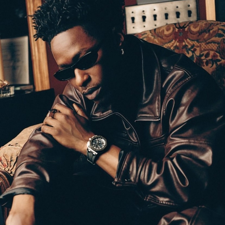 Audemars Piguet تطرح ساعة رويال أوك أوفشور الجديدة بالسيراميك الأسود