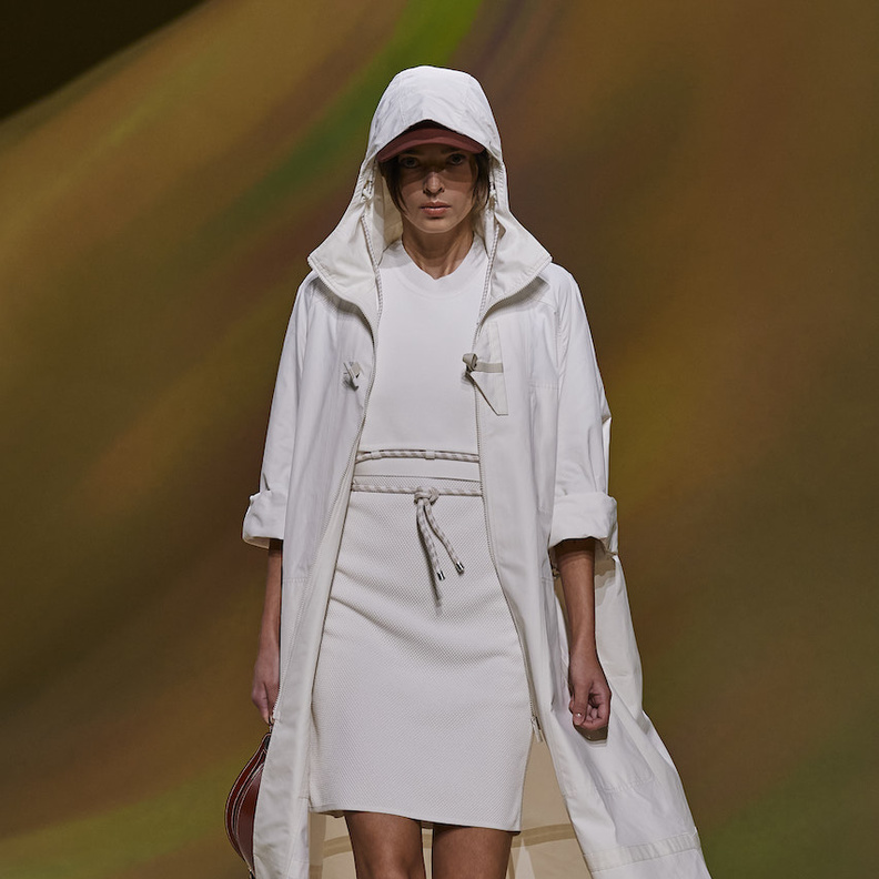 صيحة الأزياء الرياضية كيف تعتمدينها بالطريقة الصحيحة بعيداً عن النوادي والملاعب