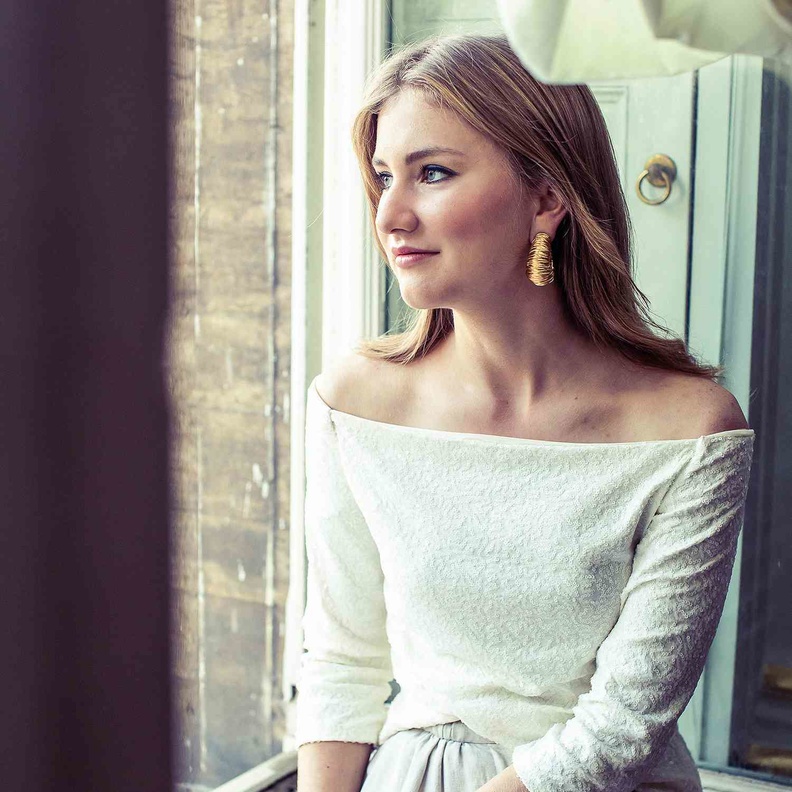 استطلاع للرأي يظهر رغبة البلجيكيين في تولي الأميرة إليزابيث الحكم مبكرا