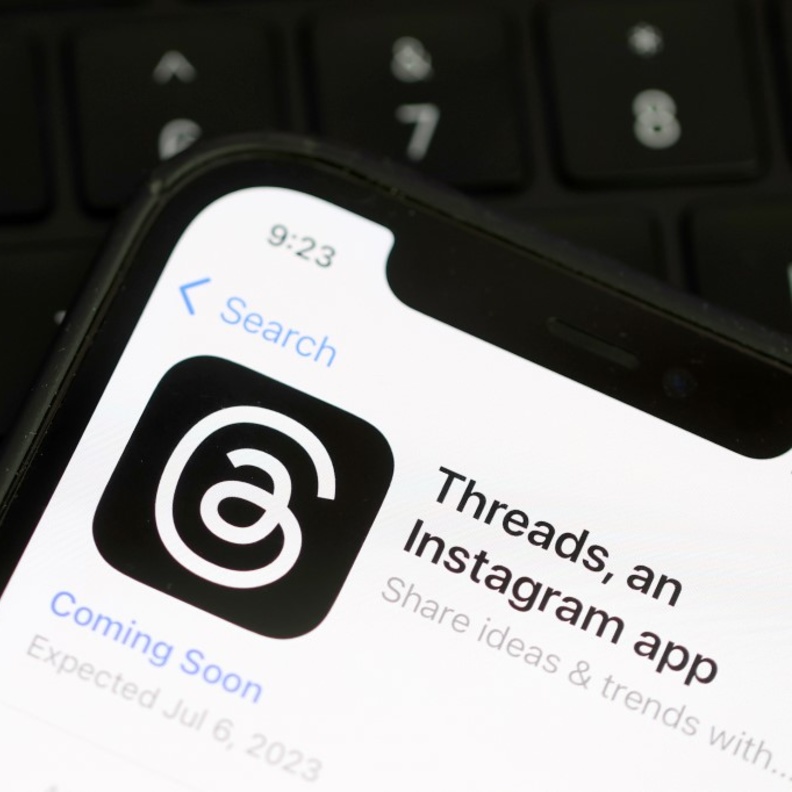 "ثريدز"... ما الذي تحتاج الموضة إلى معرفته حول تحدي Meta الجديد لتويتر 