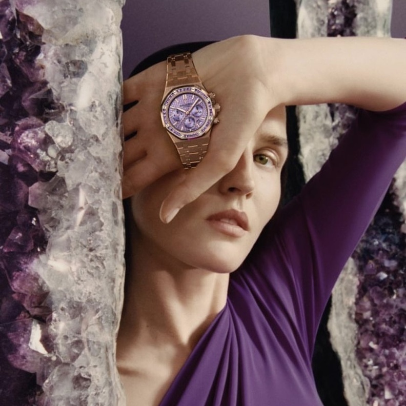 تشكيلة ساعات نسائية جديدة بطراز فريد من دور مجوهرات عالمية