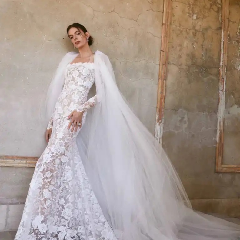 فساتين زفاف رومانسية للعروس الحالمة من مجموعات ٢٠٢٤