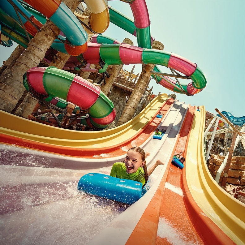 6 تجارب ممتعة لعشاق المغامرة في أبوظبي.. لا تفوتي تجربتها