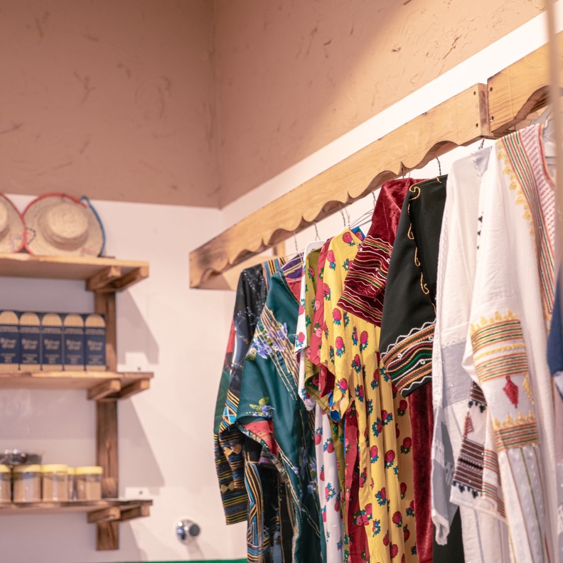 8 تجارب ممتعة تطفئ حرارة الصيف في موسم صيف عسير