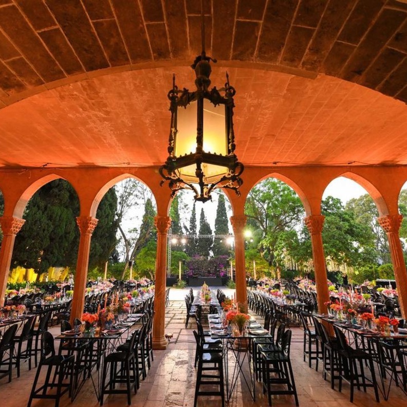 العروسان وسيرة الزفاف الفينتيج