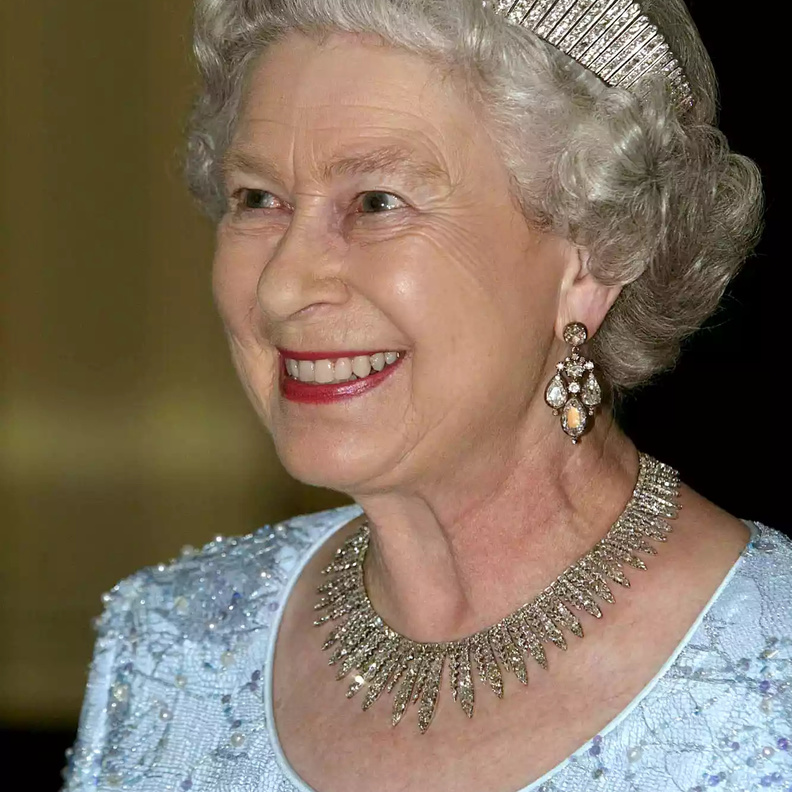 الملكة إليزابيث الثانية