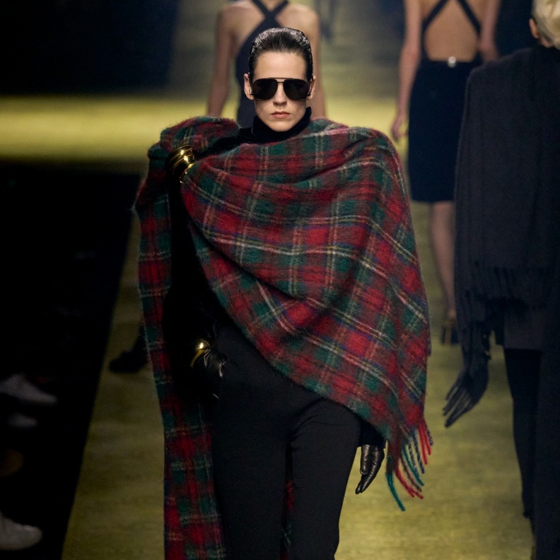 8 صيحات ستنقلكِ إلى موسم خريف 2023 بأناقة وسحر لا يقاوم