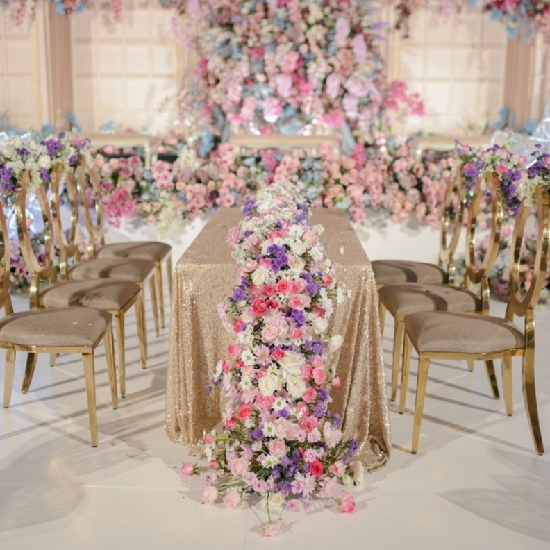 باقة ألوان بتدرجات البنفسجي