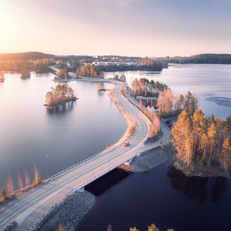 زوري أسعد بلد في العالم واستمتعي بأجمل بحيرات فنلندا