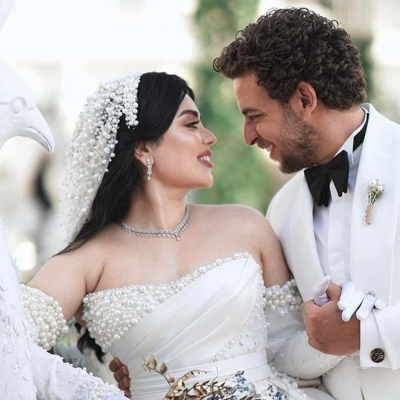 دالا المهندس في يوم زواجها مع طليقها