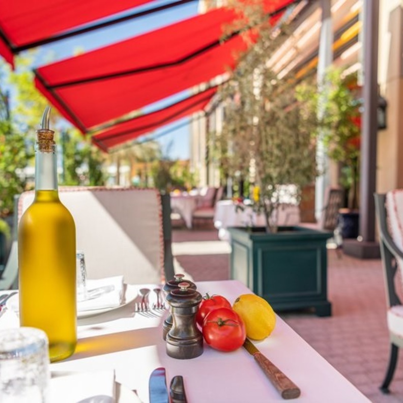 مع بداية شهر أغسطس.. إليك عروض الطعام المذهلة التي ننصحك بتجربتها