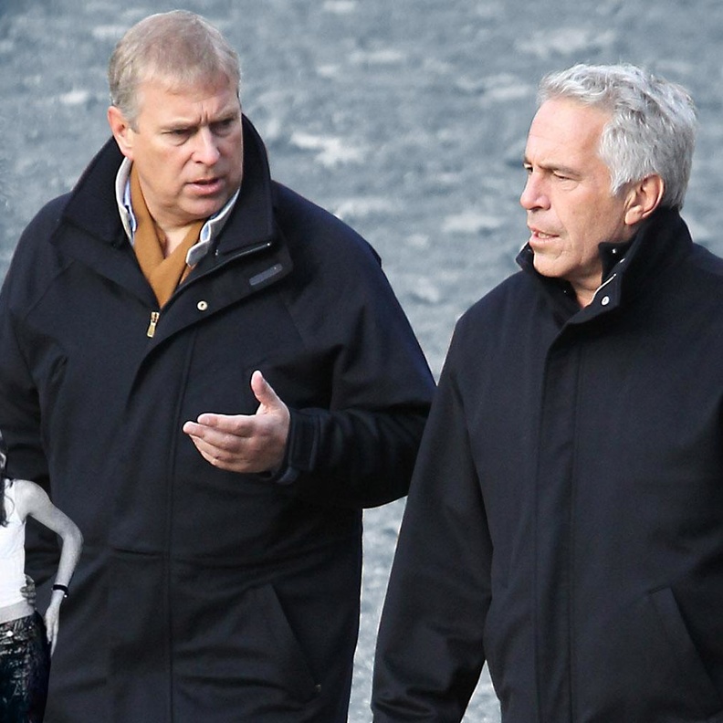 لهذه الأسباب أصبح الأمير أندرو أكثر أفراد العائلة المالكة البريطانية إثارة للجدل