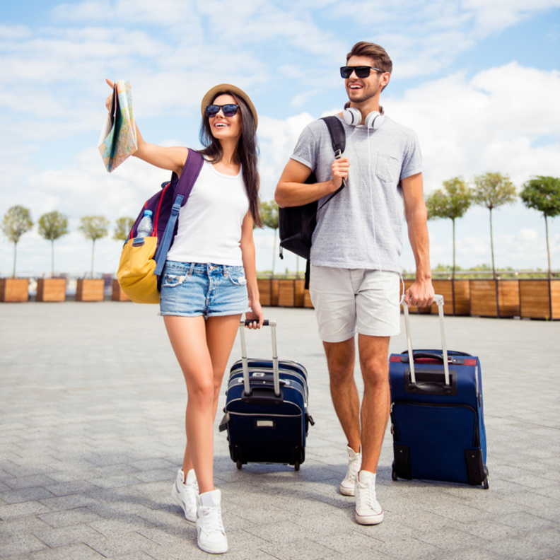 قائمة بأهم الأغراض لتوضيبها قبل السفر خلال شهر العسل