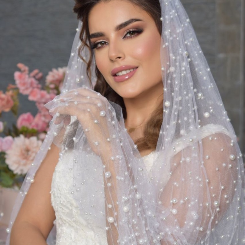 من تصوير العرايس بكاميرا المصوره علياء صادق