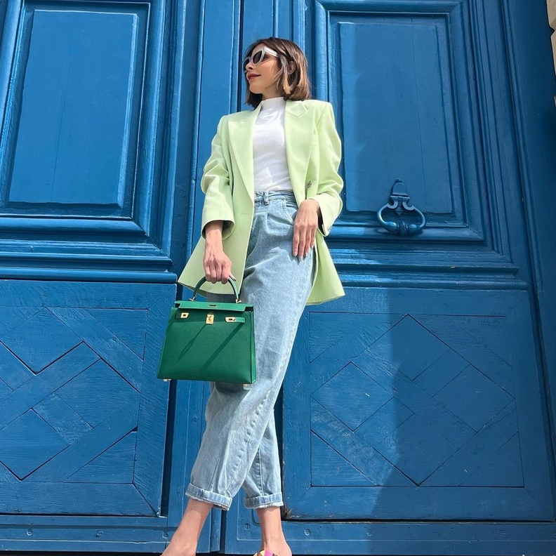 بودكاست "بالحديث عن الموضة" من "هي": كواليس تنسيق الأزياء مع منسقة الأزياء العنود السويلم