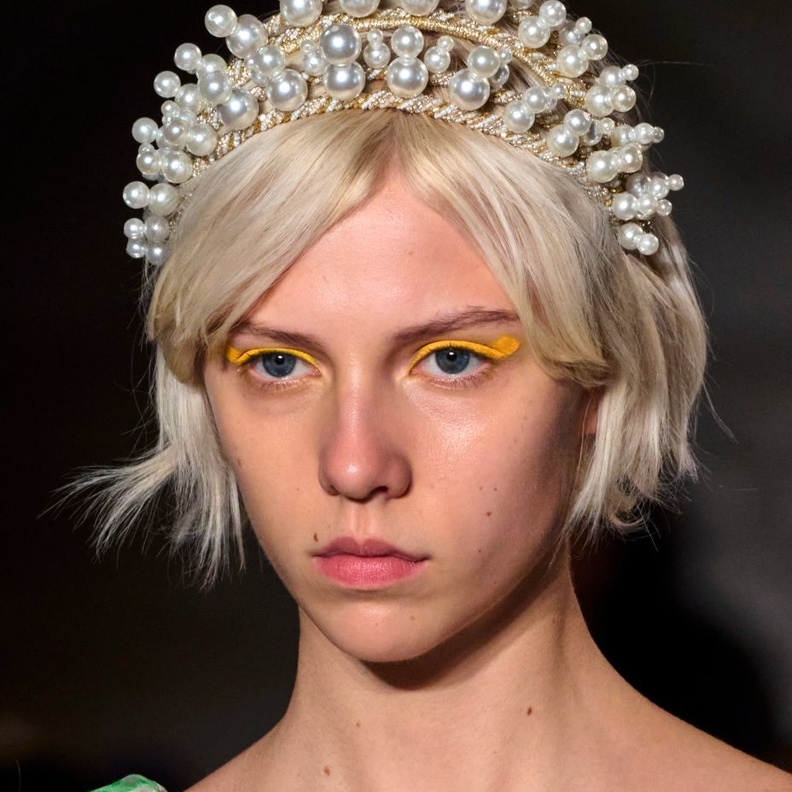 10 أكسسوارات شعر ملفتة ورائجة في إطلالات الصيف.. إستوحي الأنسب لك