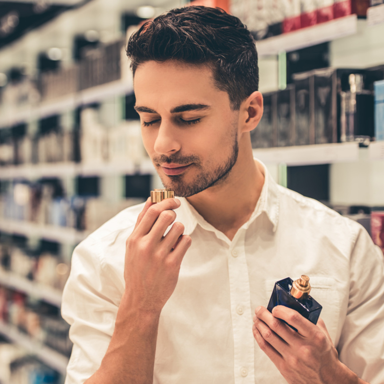  عطر للرجل يعكس الهوية الشرقية في رحلات السفر