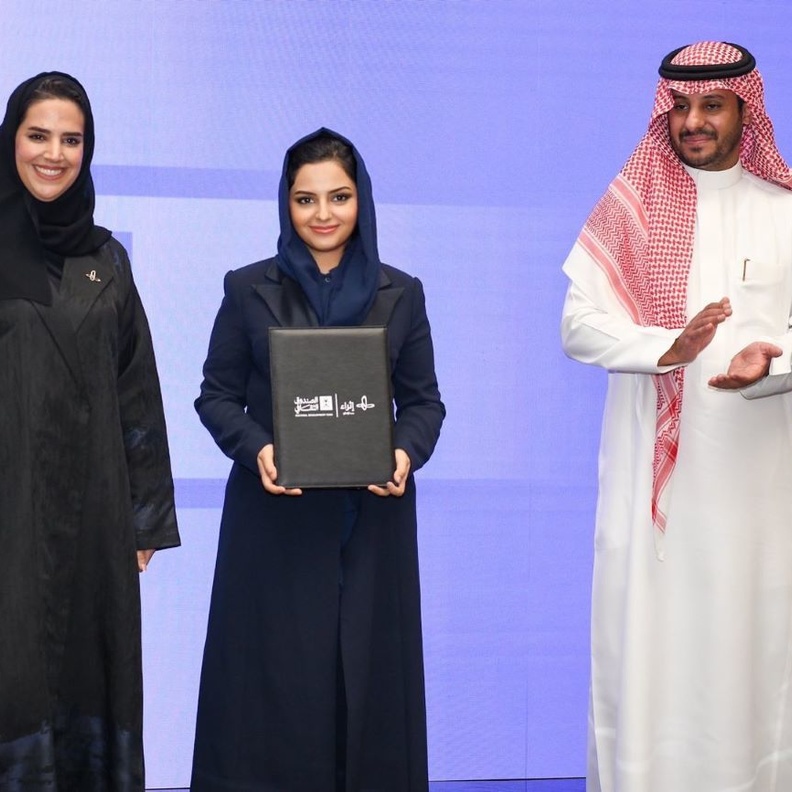 كيف تمكنت وجدان المالكي من خلال منسوج باعتلاء منصة تتويج مبادرة إثراء المحتوى العربي في مجال الموضة والأزياء - الصورة الرئيسية تم استلامها من وجدان المالكي