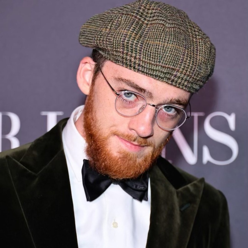 أنجوس كلاود في مسلسل "Euphoria"