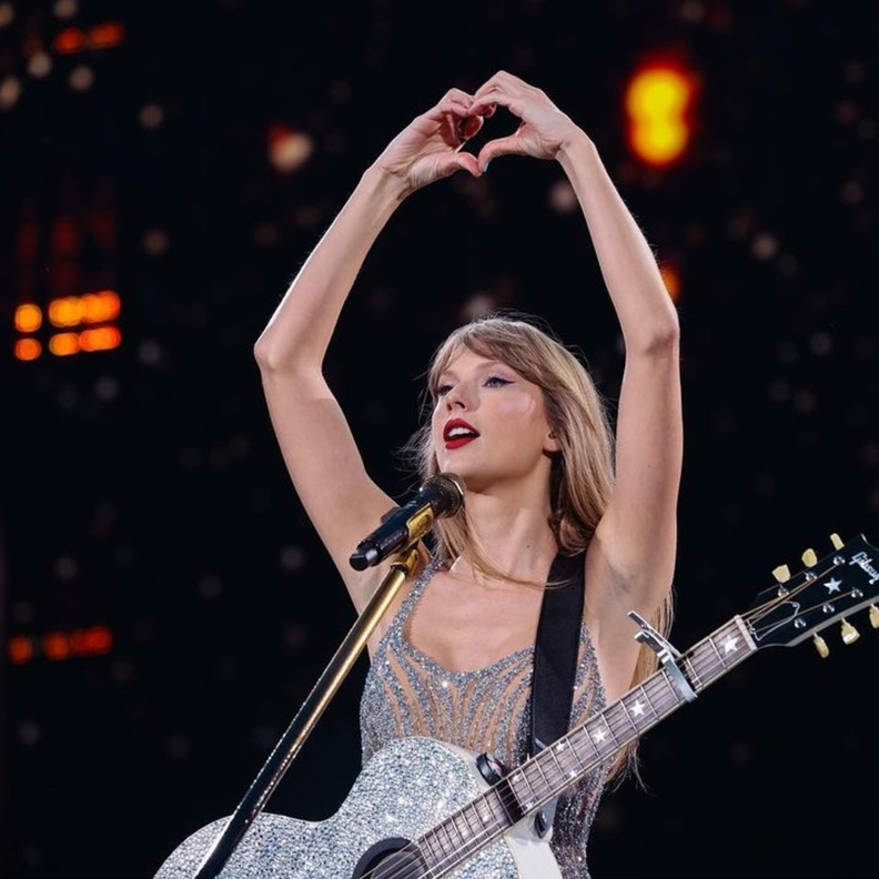 تايلور سويفت