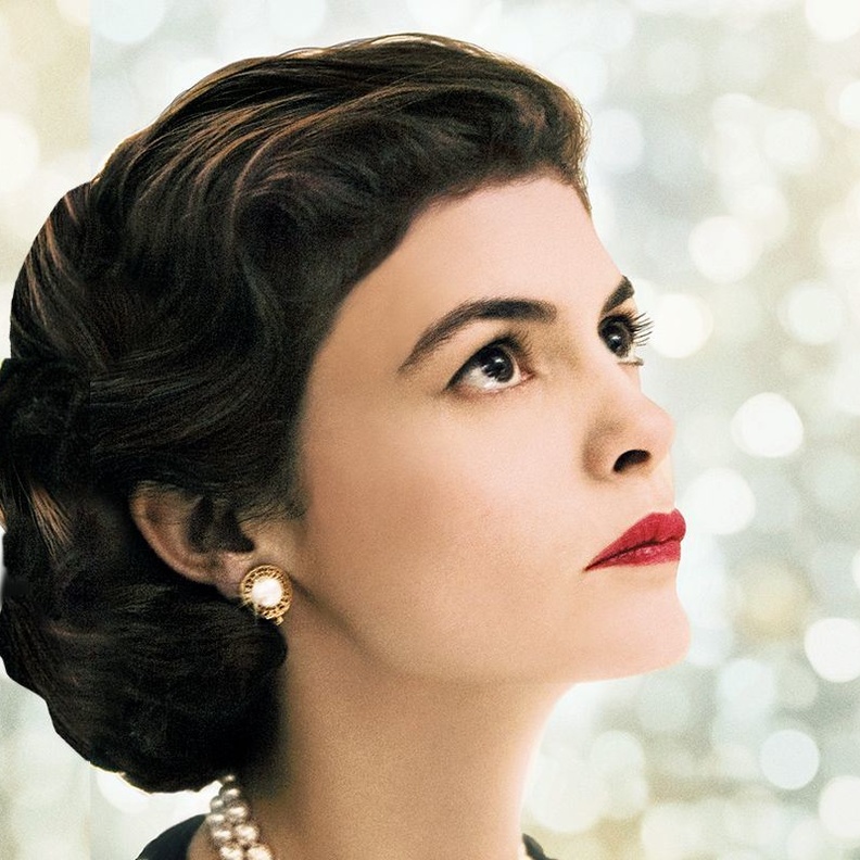 أهم الأفلام والمسلسلات التي تناولت السيرة الذاتية لكبار مصممين الأزياء العالميين