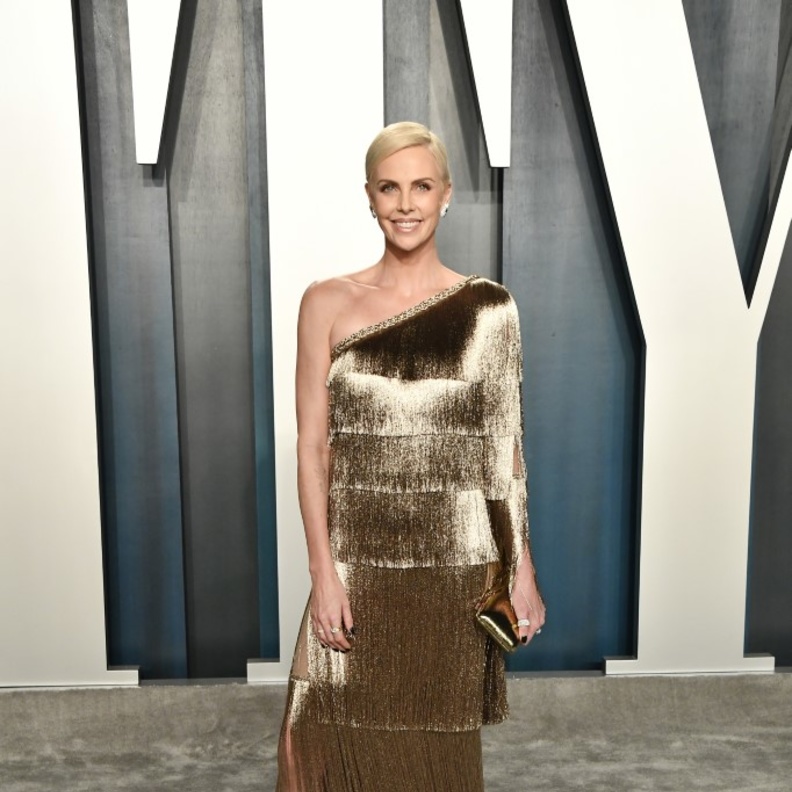 تشارليز ثيرون 