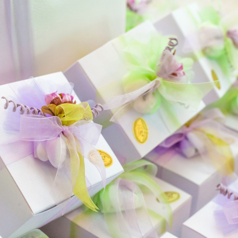 أفكارهدايا بسيطة بميزانية مقبولة لضيوف حفل الزفاف