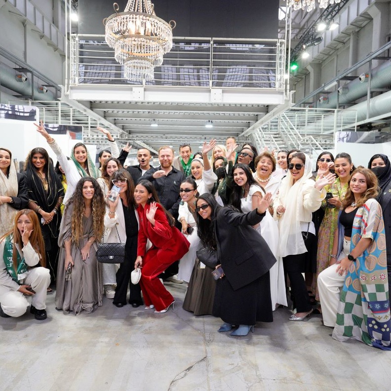 إبداعات مصممي ومصممات 100 براند سعودي تخطف الأضواء خلال عروض أسبوع ميلانو للموضة