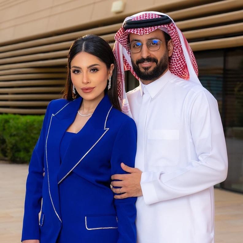 إلهام علي تعيش قصة حب مميزة مع زوجها خالد صقر