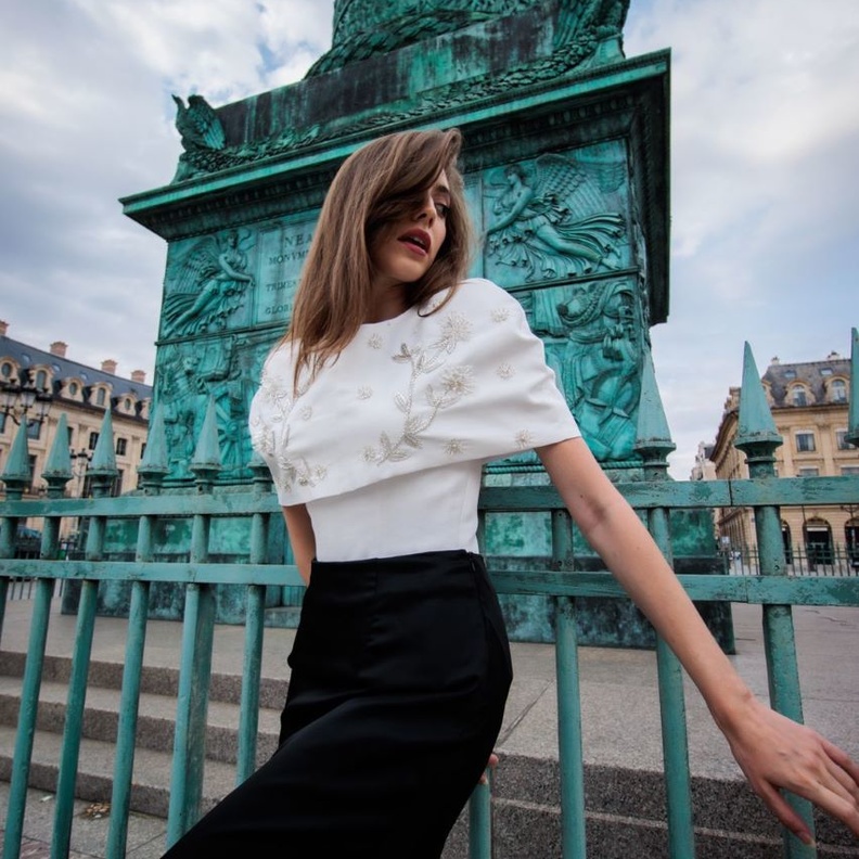 المصممة "مشاعل الدريعي" لـ "هي":  مجموعتي الخاصة باليوم الوطني السعودي تحمل رسالة عميقة في الحب والولاء للوطن