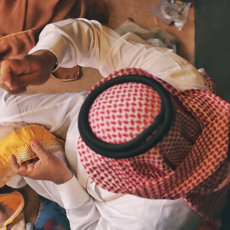 الفنون التقليدية تعزز حضورها دوليا.. هدايا ضيوف قمة العشرين في نيودلهي من وحي الثقافة السعودية