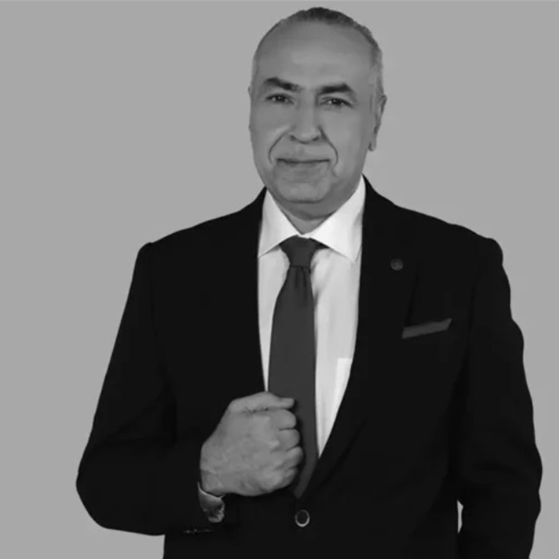 وفاة الكاتب السعودي القدير هاني نقشبندي