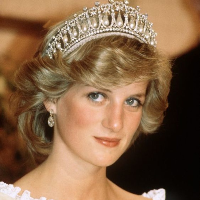 أشهر مجوهرات حفلات الزفاف الملكية في التاريخ