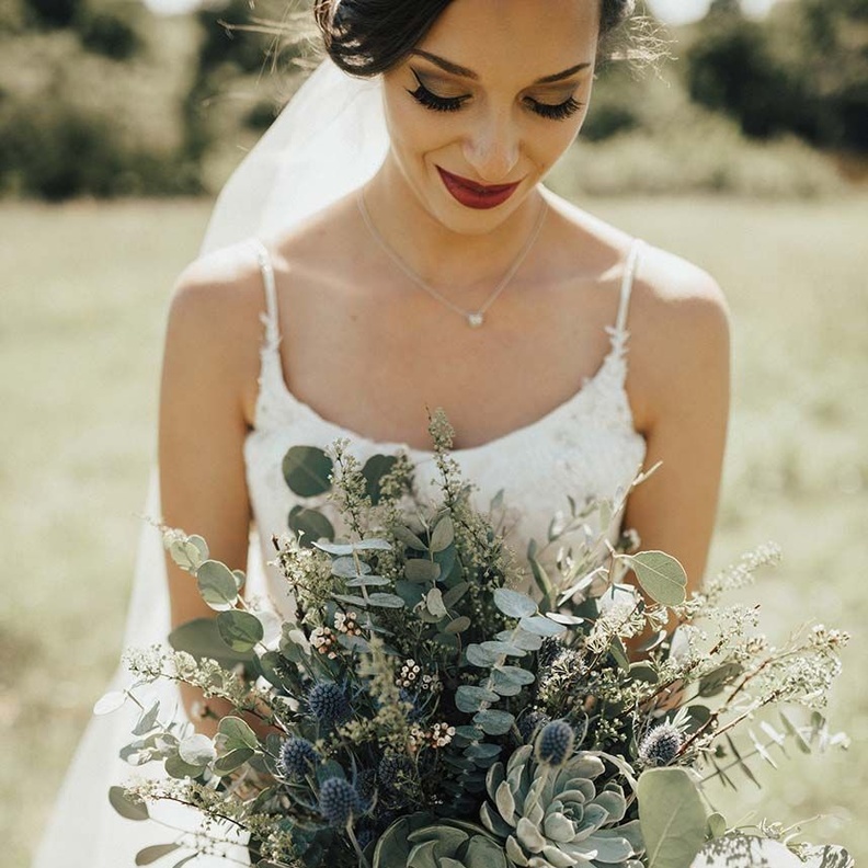 باقات كبيرة باللون الأخضر