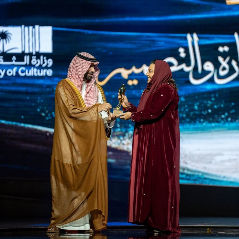 خاص "هي": التصميم والإبداع السعودي يتوج "خلود عطار" بجائزة فنون العمارة والتصميم