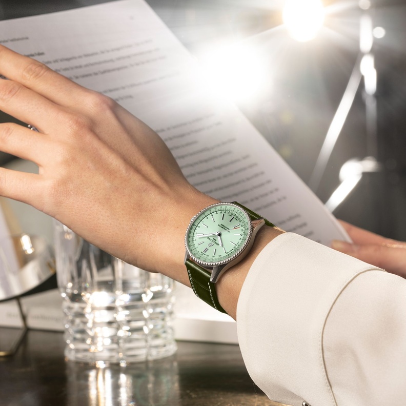 ساعات باللون الأخضر من Breitling مناسبة لليوم الوطني السعودي