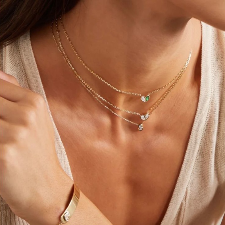 عقد Sweetheart من جيميلا Gemella 