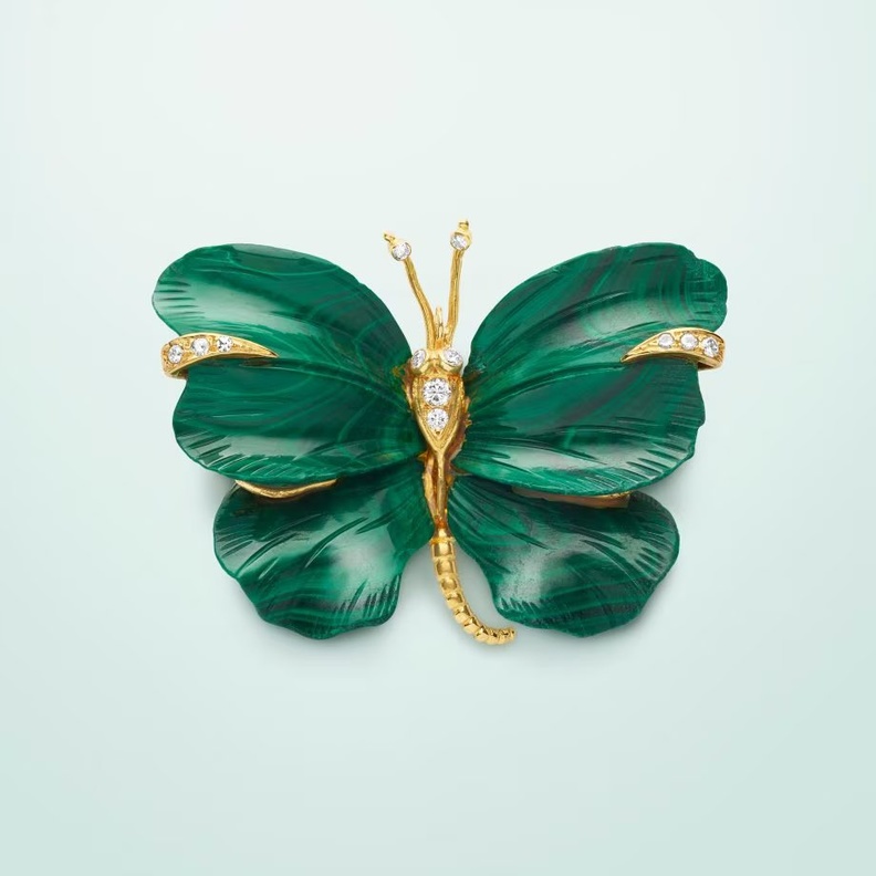 مشبك الفراشة، 1971، ذهب أصفر وأبيض، الملاكيت، ماس