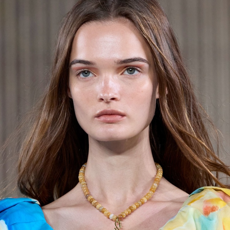 مجموعة عطور جديدة تأخذك برحلة استثنائية لأحضان الطبيعة... اختاري ما يناسب شخصيتك منها