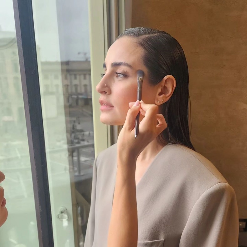 توجّهات جمالية طبعت عروض الموضة في ميلانو.. إعتمديها بأسلوب النجمات ومدونات الجمال