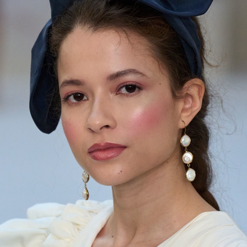 البلاشر القوي عنوان جمالك في صيف 2024