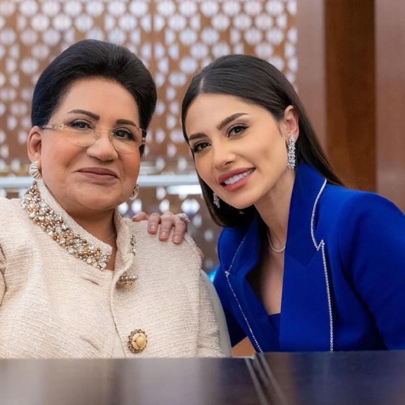 إلهام علي وسعاد عبد الله