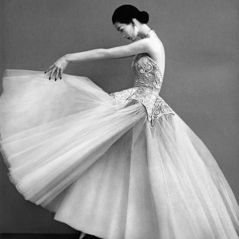 المصممون الأكثر تأثيراً في التاريخ.. يشكلون معاهد يُستمد منها الإلهام حتى اليوم