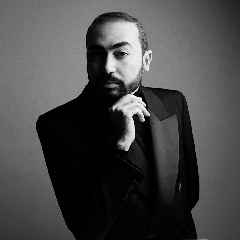 المصمم السعودي العالمي محمد آشي 