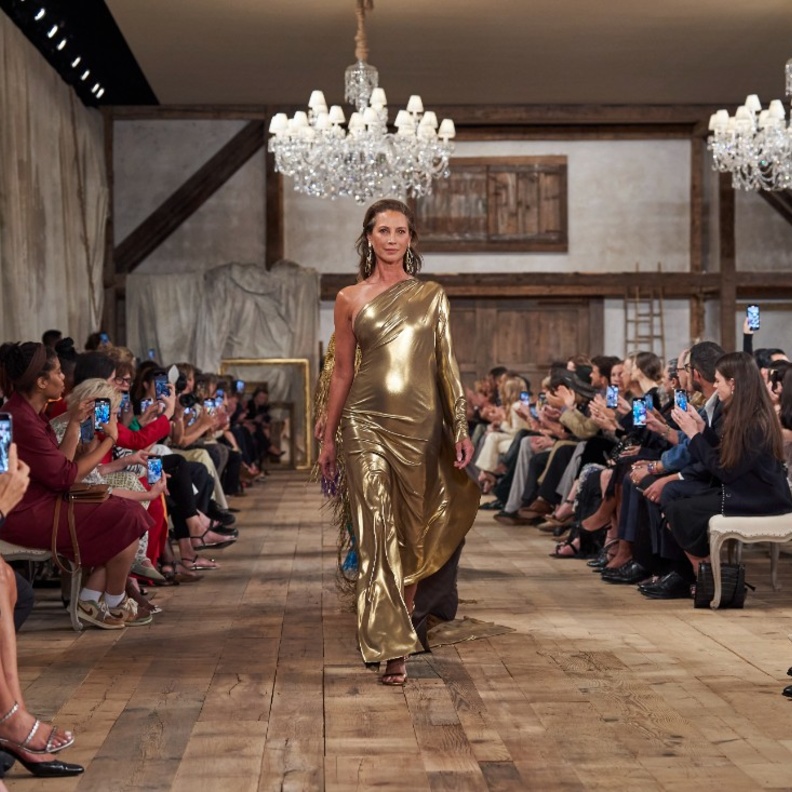 عرض ازياء رالف لورين