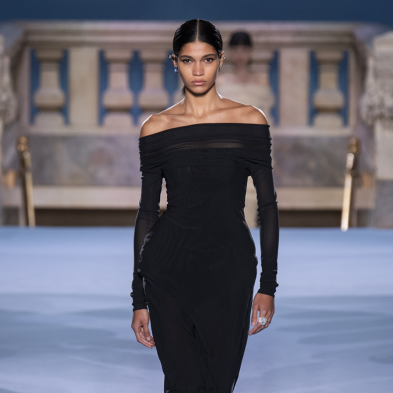 إطلالة من Tory Burch