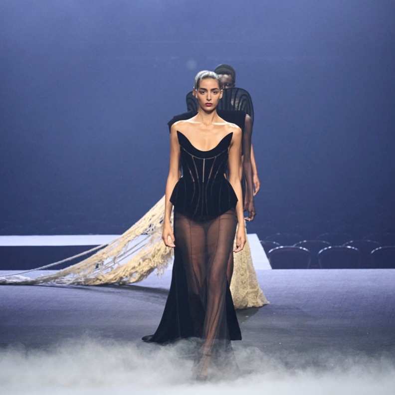 عرض آشي ستوديو للعوت كوتور لخريف وشتاء 2023