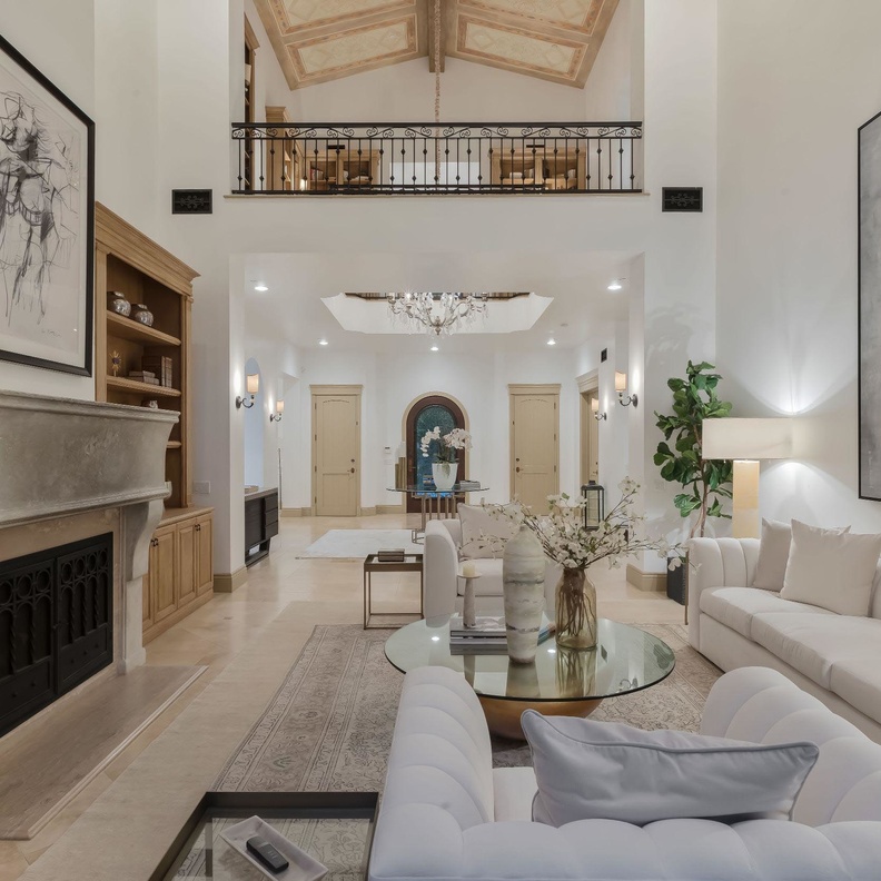 جولة داخل محفظة العقارات المذهلة لنجمة البوب بريتني سبيرز